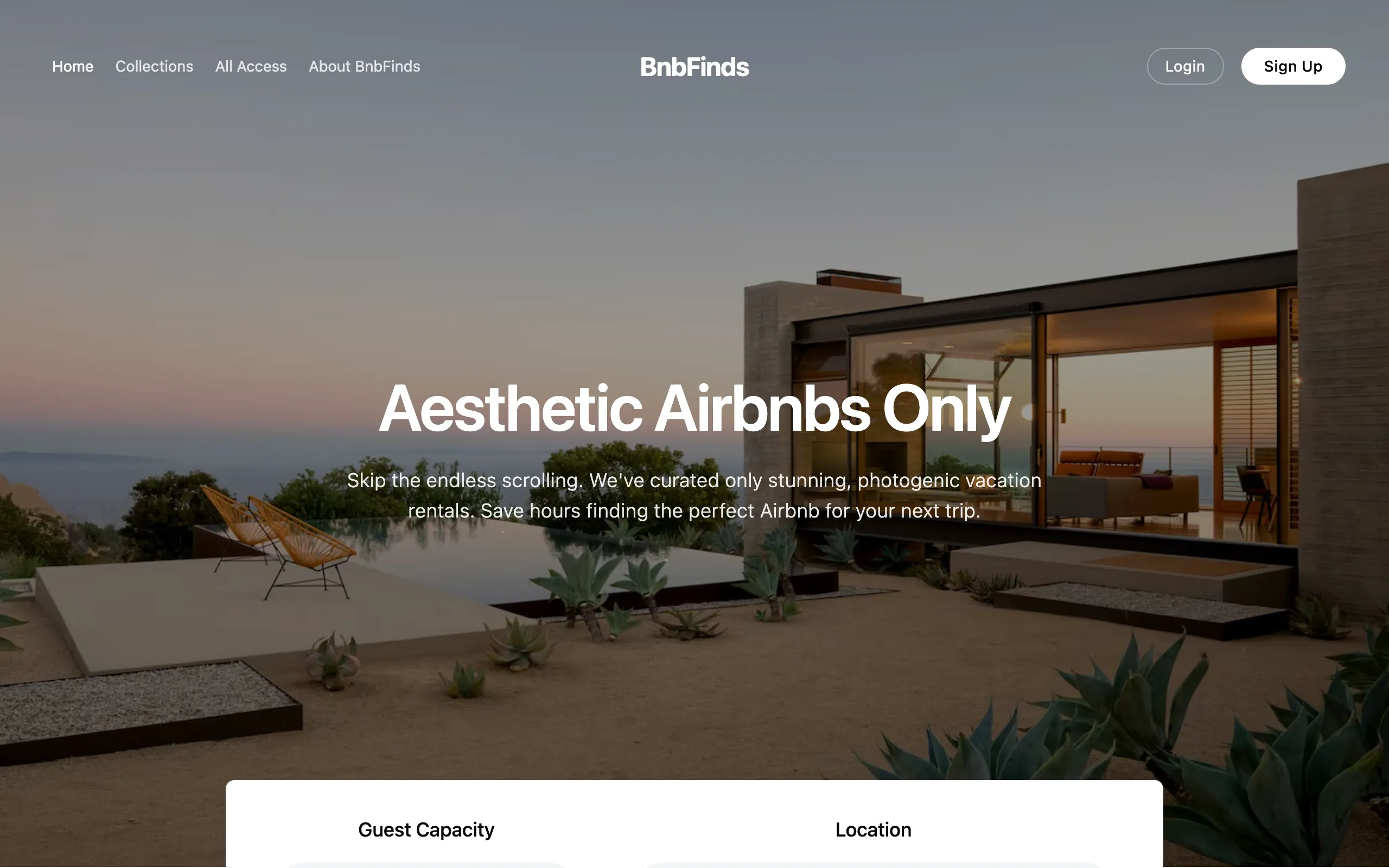Forsiden af bnbfinds.com med kuraterede Airbnb-villaer og filtre for destination og gæster